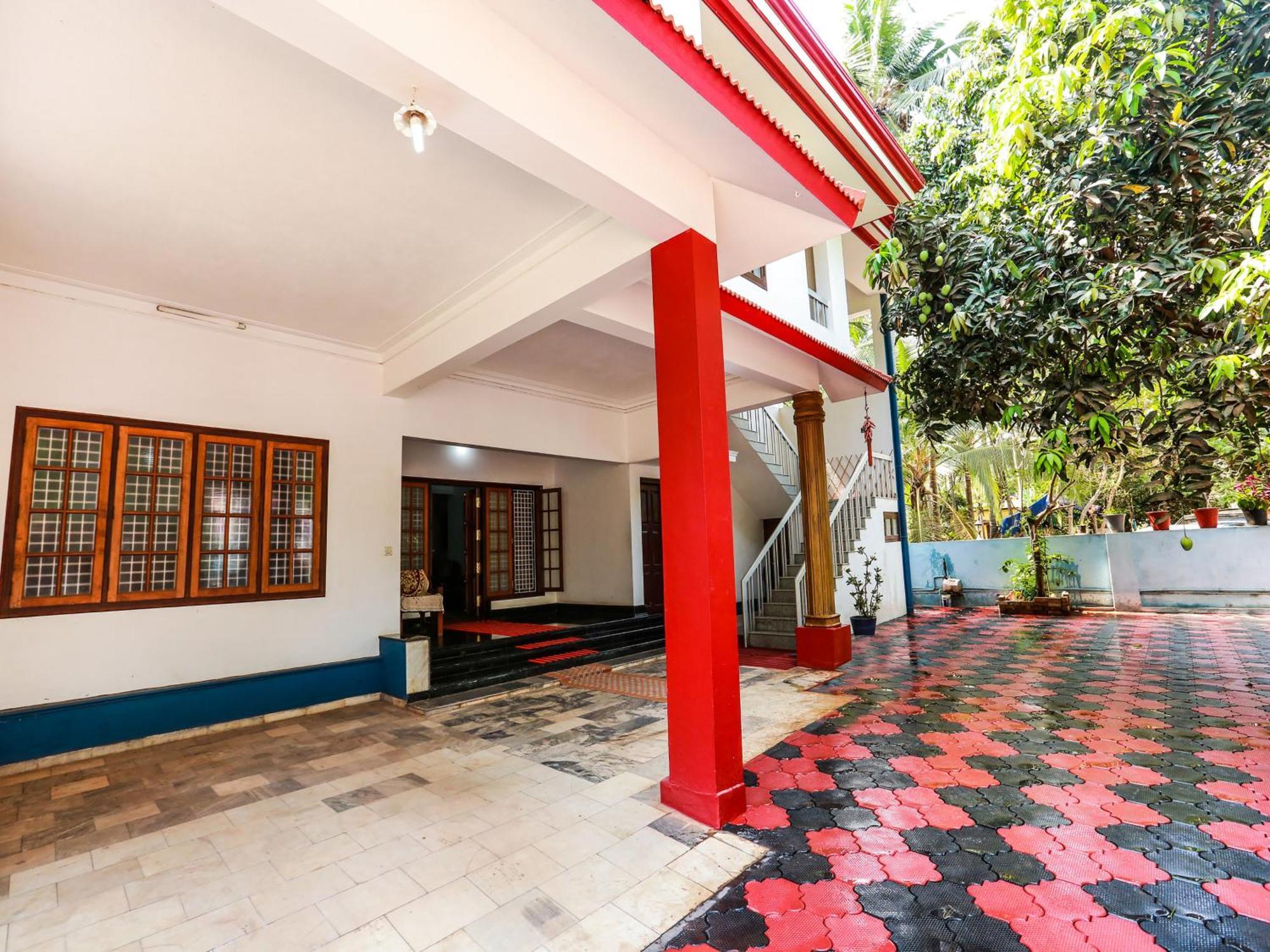 Urban Rose Homestay カンヌール エクステリア 写真
